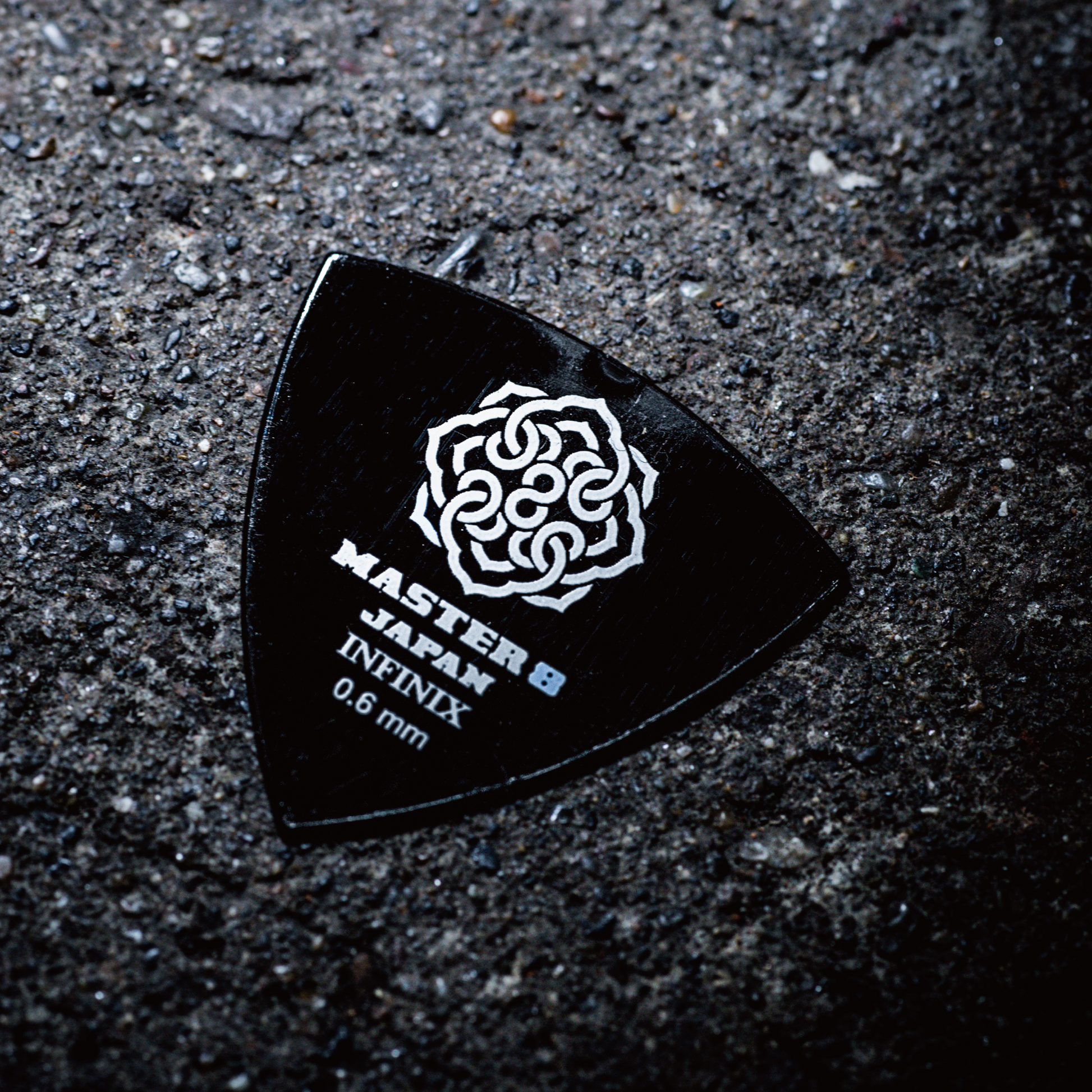 MASTER 8 JAPAN | INFINIX - TRIANGLE – MASTER 8 JAPAN GUITAR PICKS MASTER 8 JAPAN | INFINIX - TRIANGLE – MASTER 8 JAPAN GUITAR PICKS